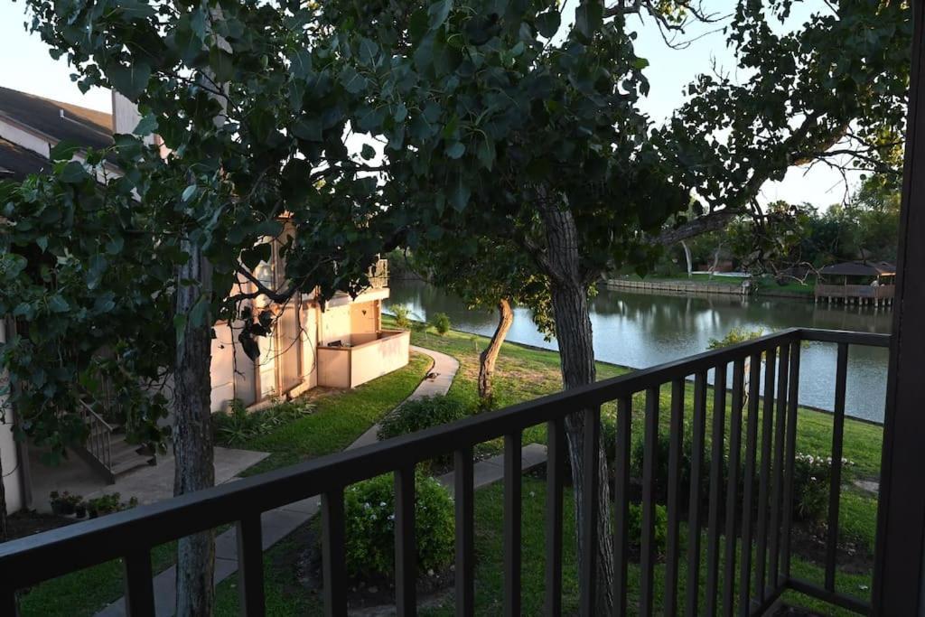 Place De La Rio Grand Brownsville Extérieur photo